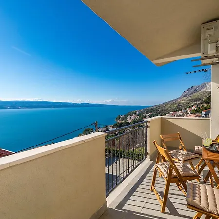 아파트 Hills Luxury Penthouse 229 M2, Panoramic Wrap Terrace, Jacuzzi,bbq 미미체