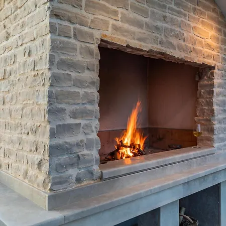 Hills Luxury Penthouse 229 M2, Panoramic Wrap Terrace, Jacuzzi,bbq