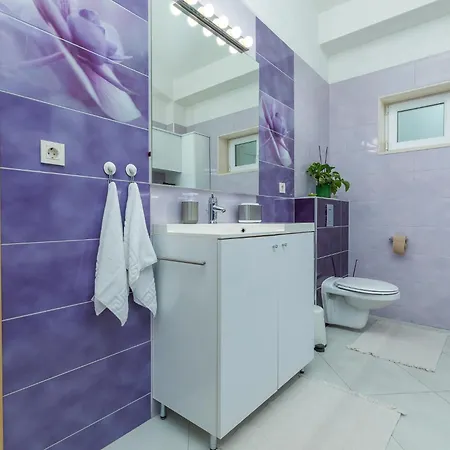 Hills Luxury Penthouse 229 M2, Panoramic Wrap Terrace, Jacuzzi,bbq * 미미체