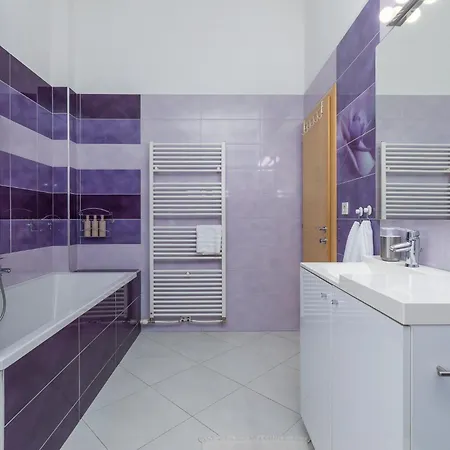 Апартаменти Hills Luxury Penthouse 229 M2, Panoramic Wrap Terrace, Jacuzzi,bbq Міміце